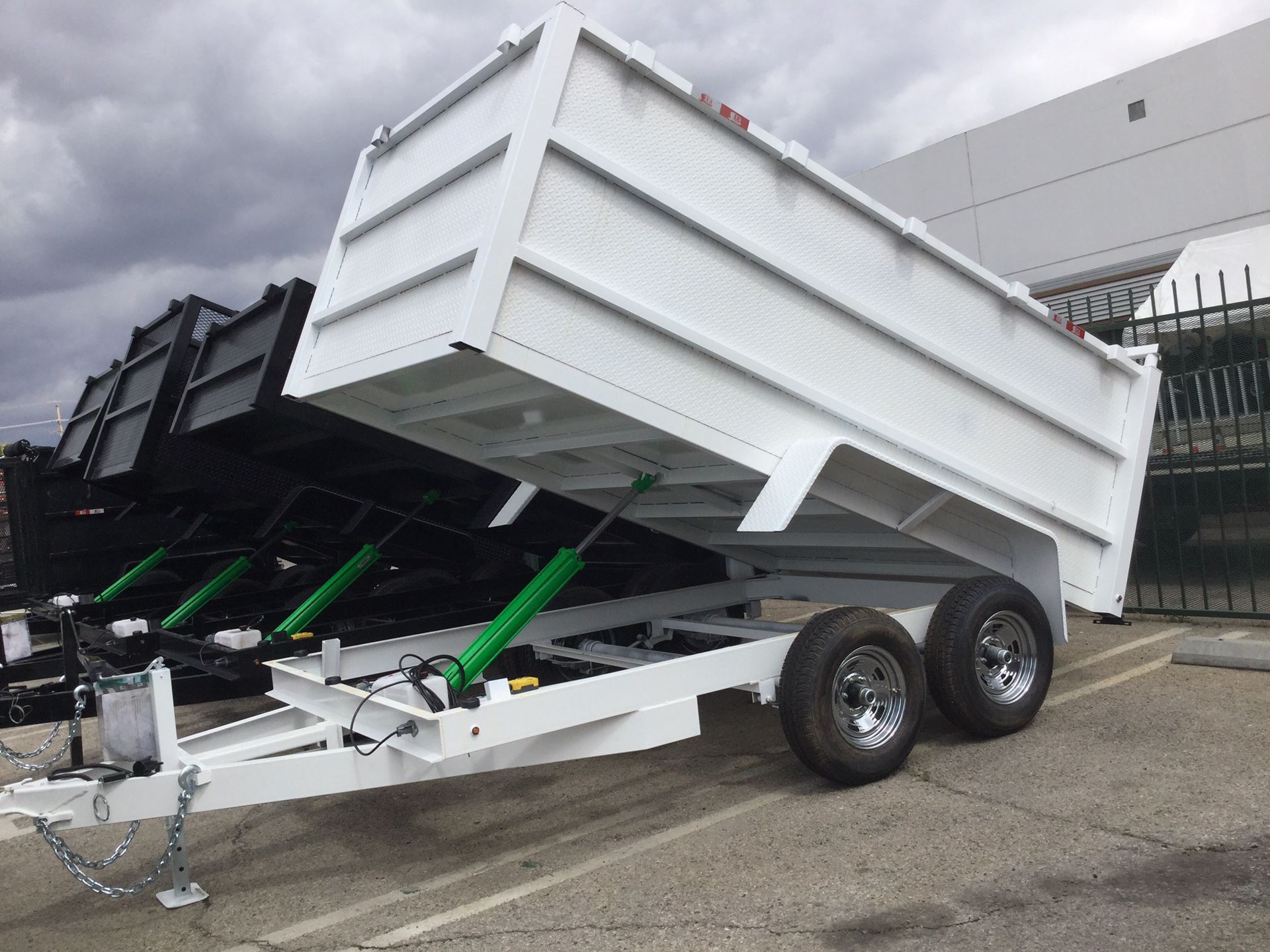 8x12x4 DUMP TRAILER