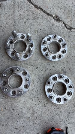 Wheel spacer