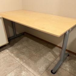 IKEA Desk / Work Table - Great Condition