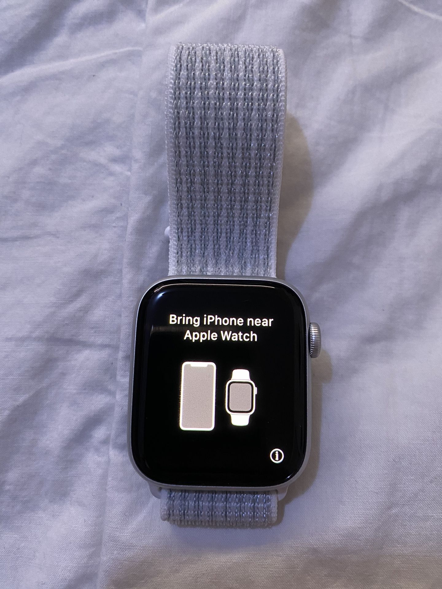Apple Watch SE 44mm Silver Nike 