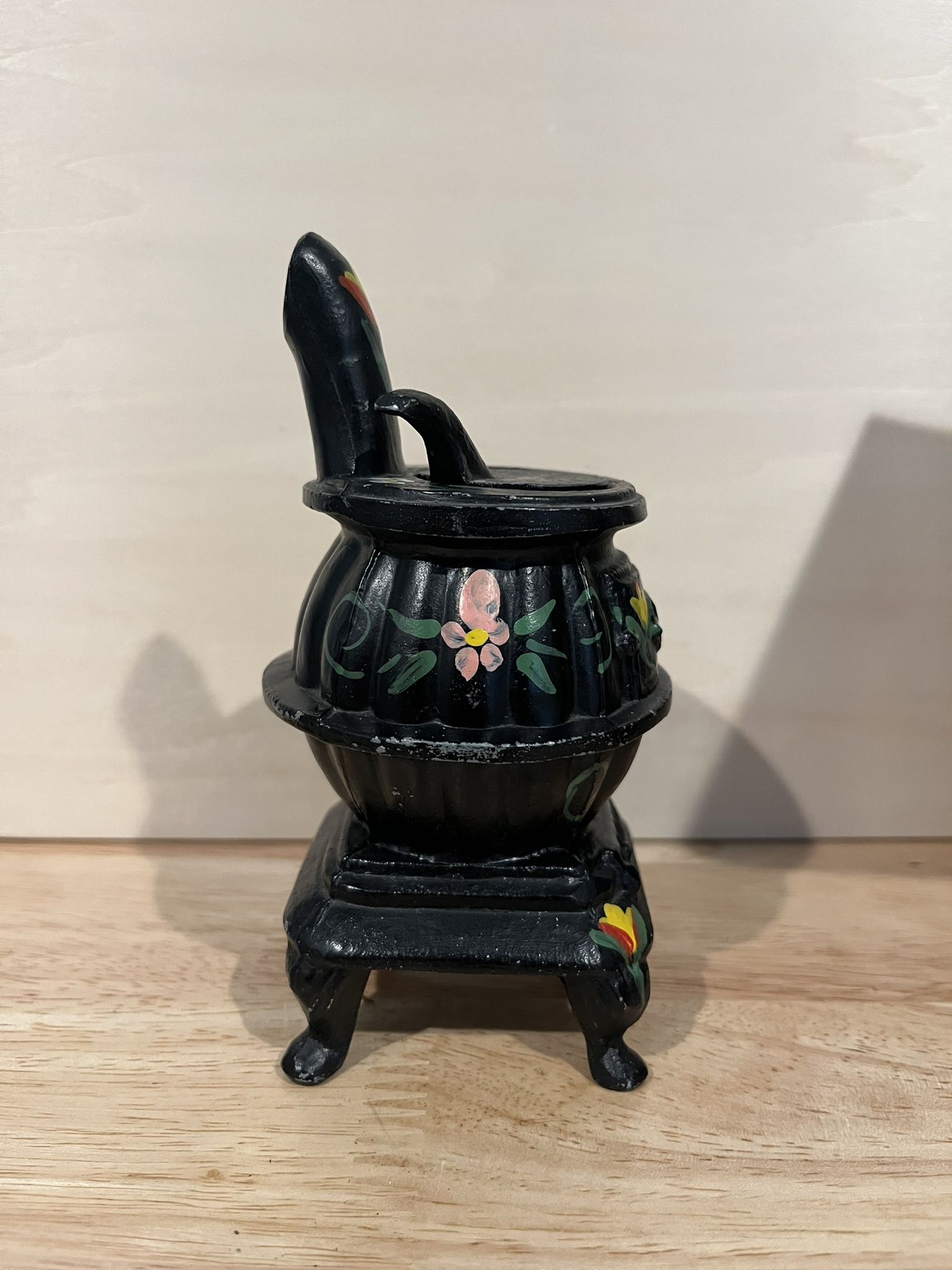 Painted Cast Iron 1:12 Doll House Pot Belly Stove