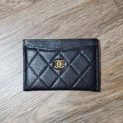 Chanel Caviar Quilted Card Holder