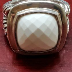 DY White Agate Albion Ring