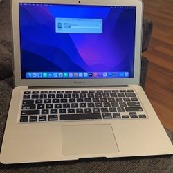 MacBook Air 13” (2017)