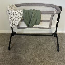 Baby Delight Bedside Bassinet