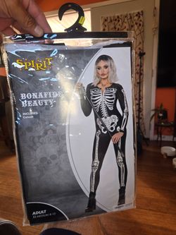 Halloween outfit (new never used)
