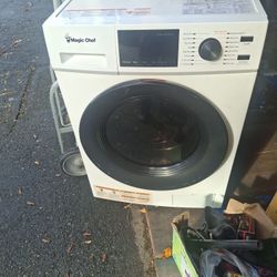 Magic Chef All In One Ventless Washer/dryer Combo.
