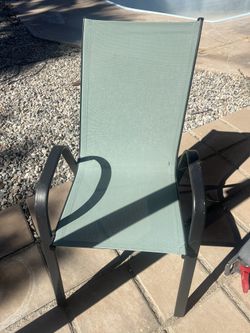 Sling Chair (damaged/tilted)