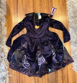 Disney’s The Little Mermaid Ursula Costume w/Necklace & Purple Body Paint
