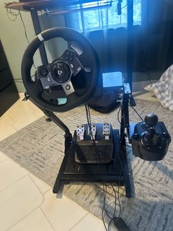 Logitech G29  w/ Racing Stand & Clutch