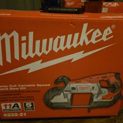Milwaukee Band Saw 