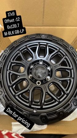 NEW FUEL SURGE 17x9 RIMS