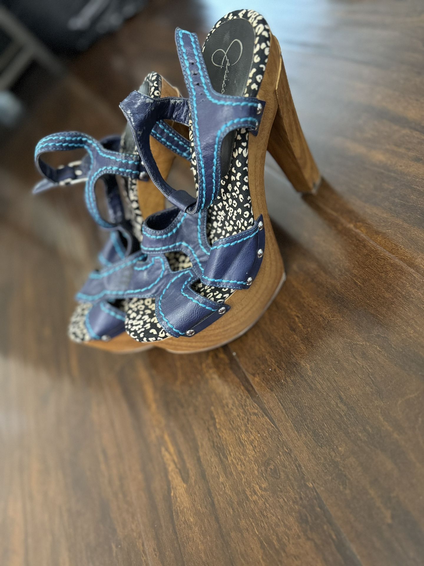 Jessica Simpson Platform Heels Size 9