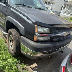2004 Chevrolet Silverado 2500 HD