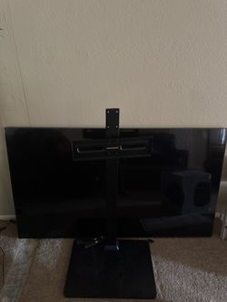 65 inch LG TV comes with TV stand