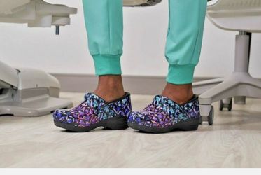 Dansko XP 2.0 "Flowering Patent" Leather Clogs - Women's Size