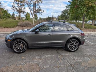 2016 Porsche Macan