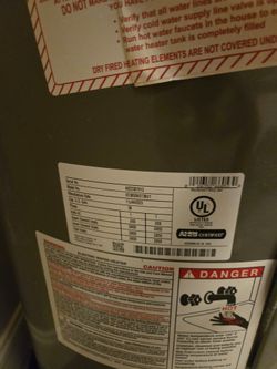 3 yr old Rheem 38 gallon electric hot 🔥 water 💧heater
