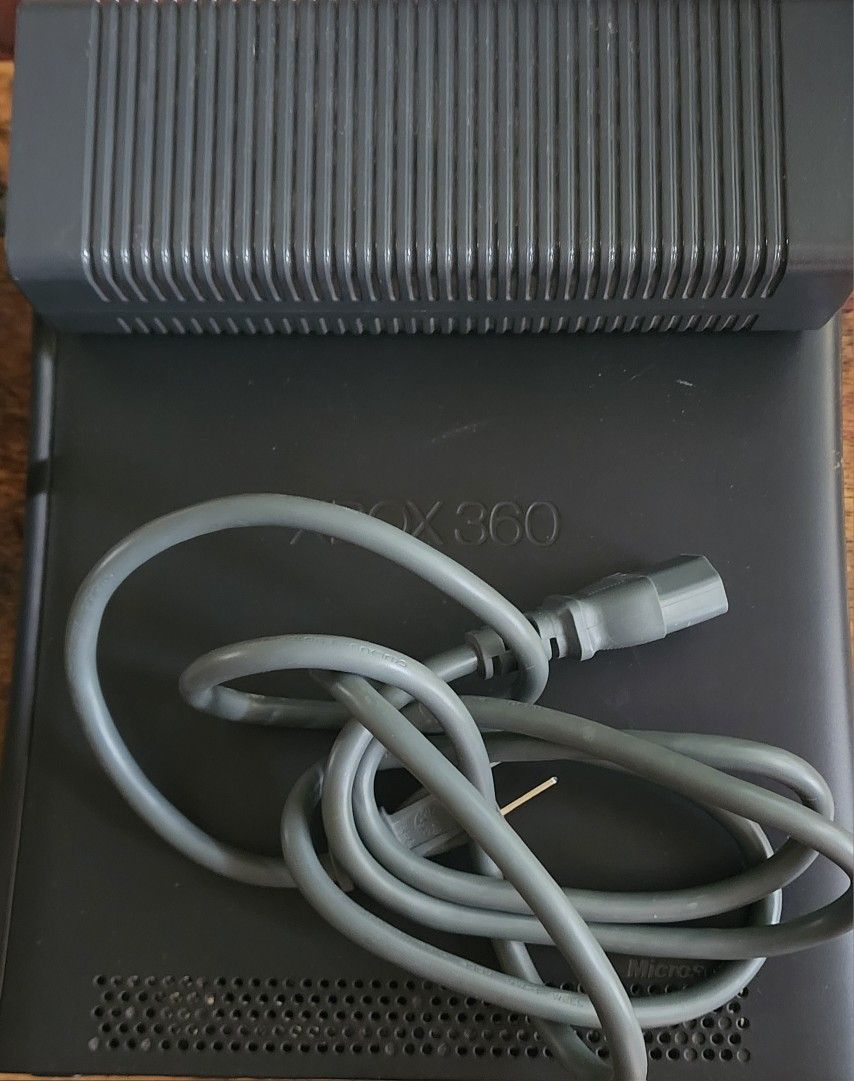 TESTED & WORKING- Original Xbox 360 Elite With Several Xbox 360 Games
