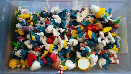 Vintage smurfs $2 each