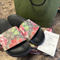 Gucci Sandals  Size 10