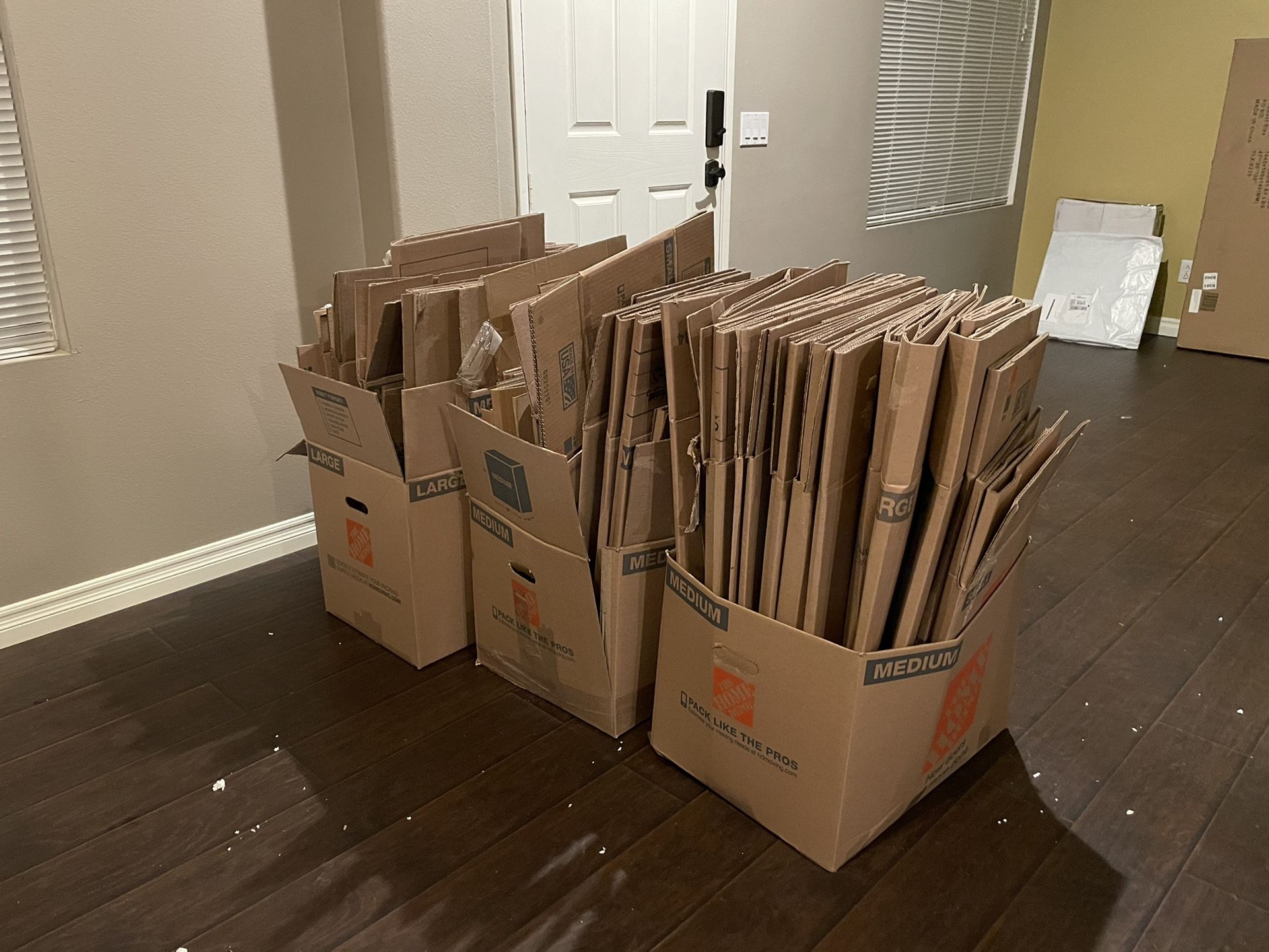 Home Depot Moving Boxes!!! for Sale in Murrieta, CA OfferUp