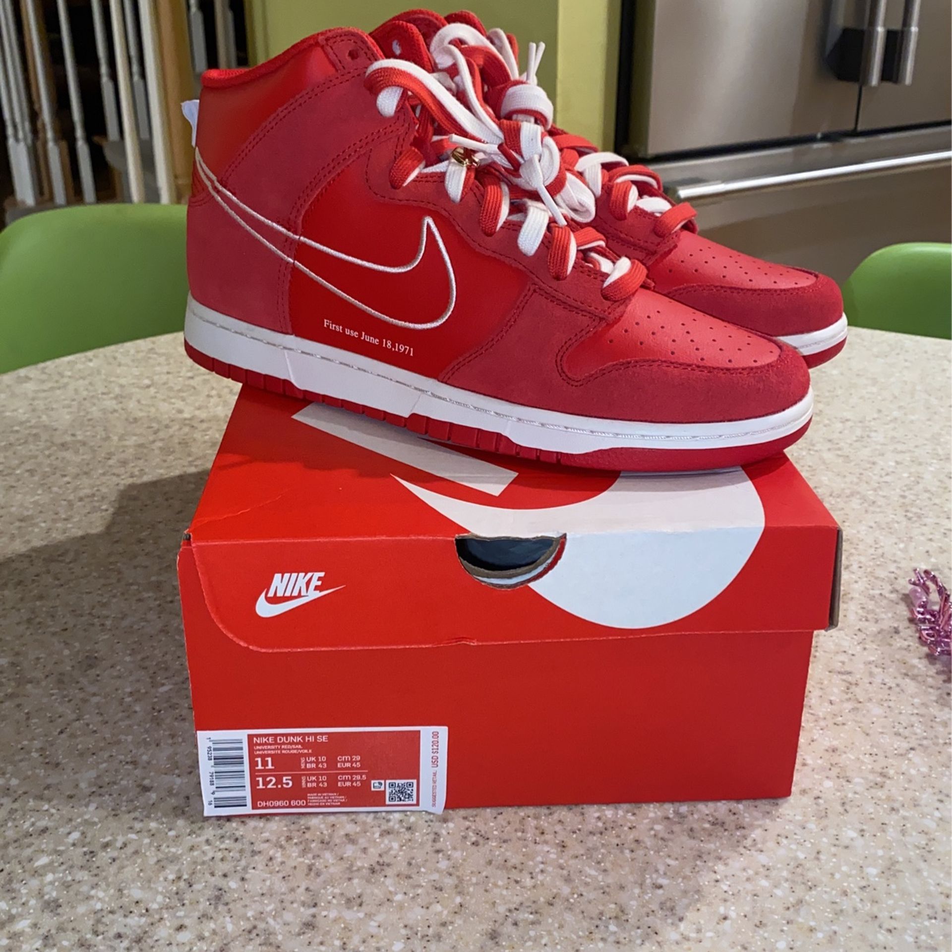 Nike Dunk High Se “First Use” Pack Size 11 Brand New