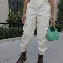 NWT The Drop Women's Whisper White Belted Cargo Pant