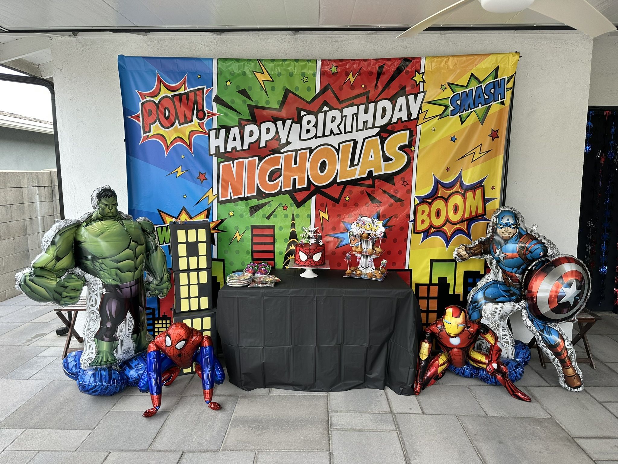 Superhero Party Supplies