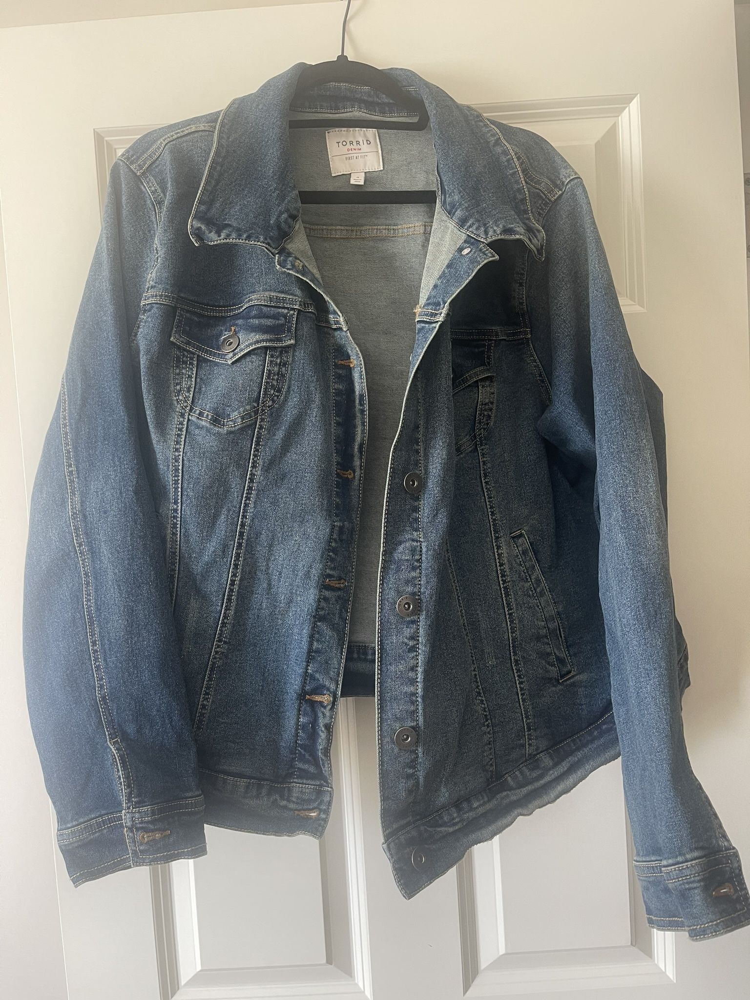 Torrid Jean Jacket Sz 4