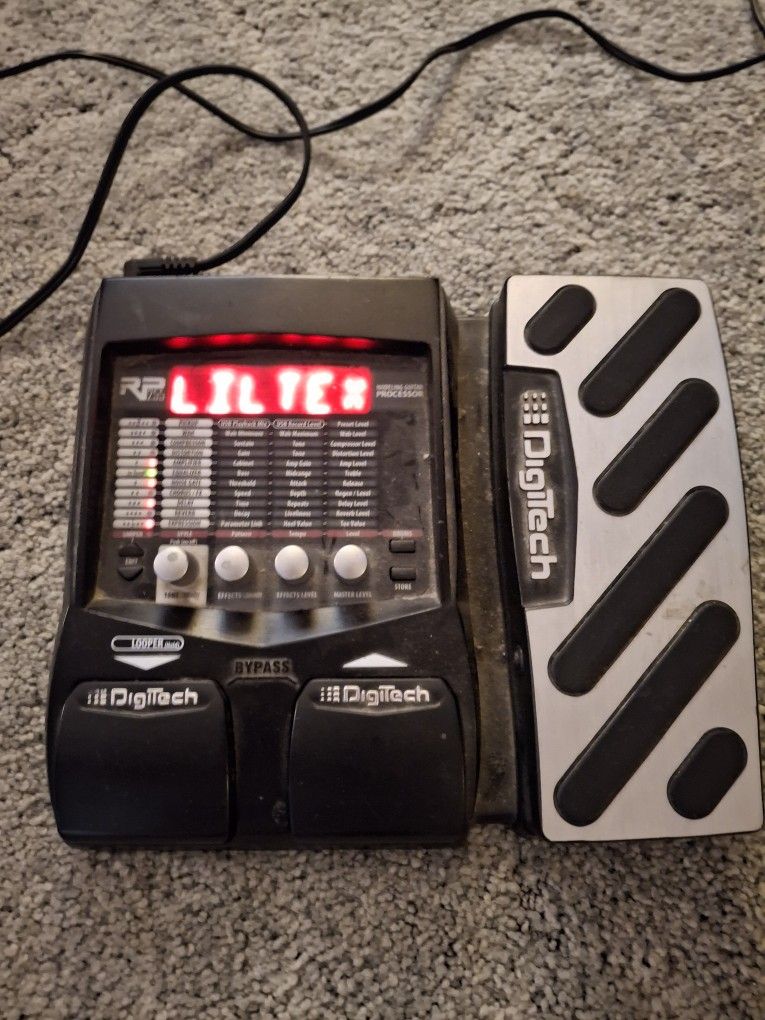 Digitech multifex pedal with Wah/ Vol Pedal