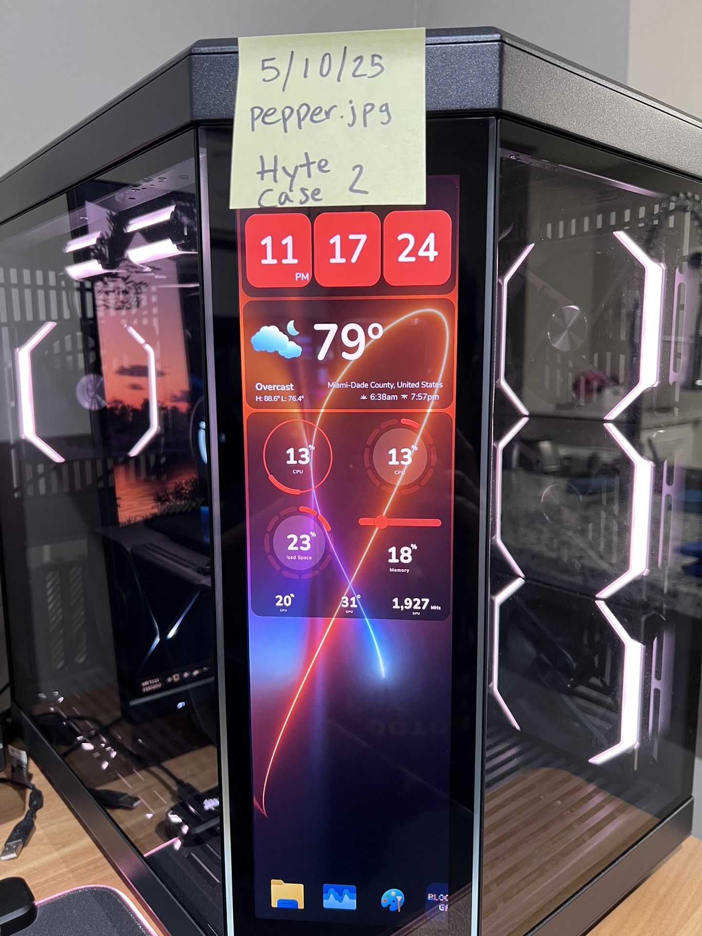 HYTE Y70 Touch Infinite Gaming PC Case Only (2 Of 2)