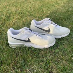 Nike Air Max Sequent 719912-100