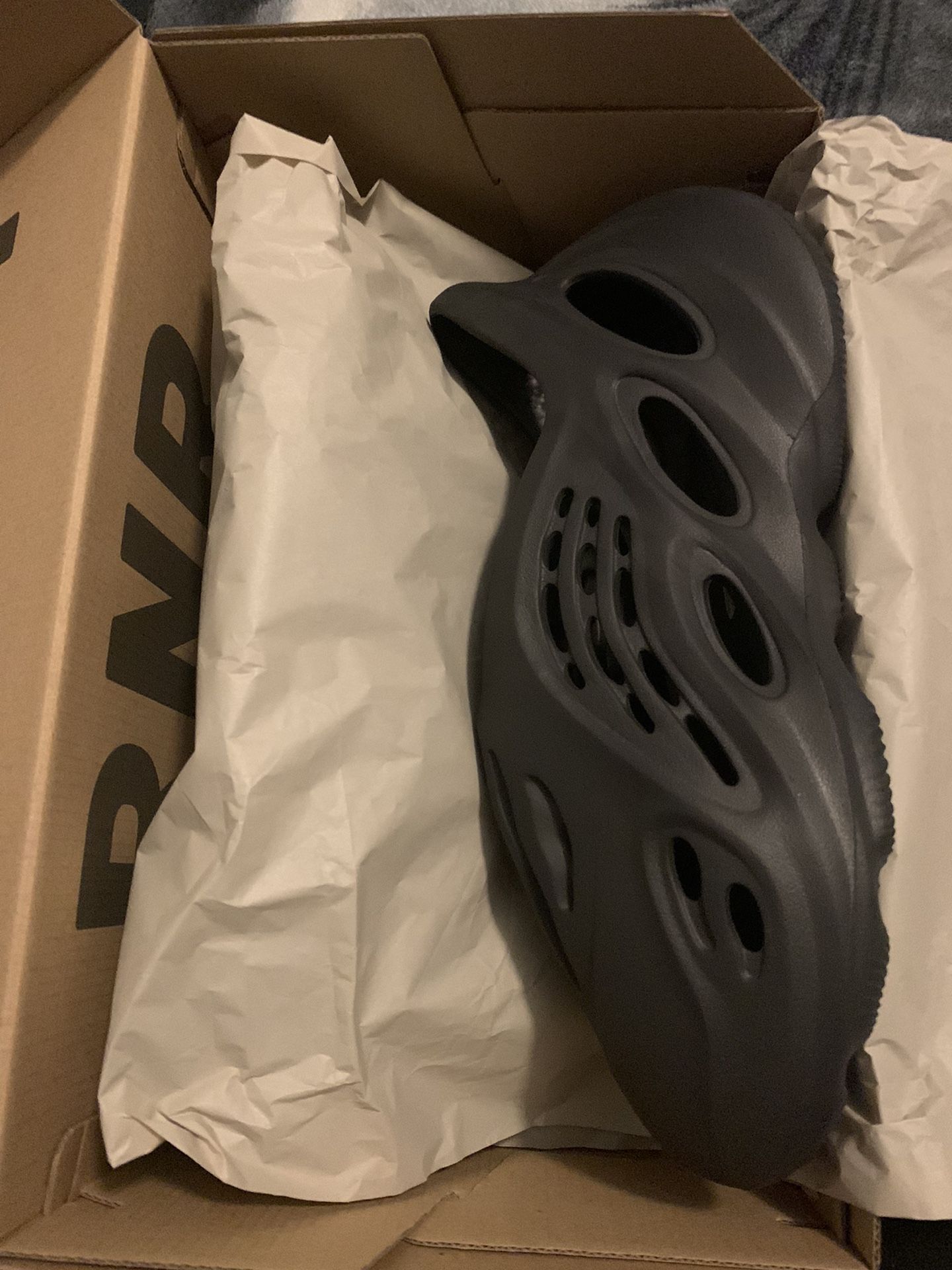 yeezy foam runner onyx