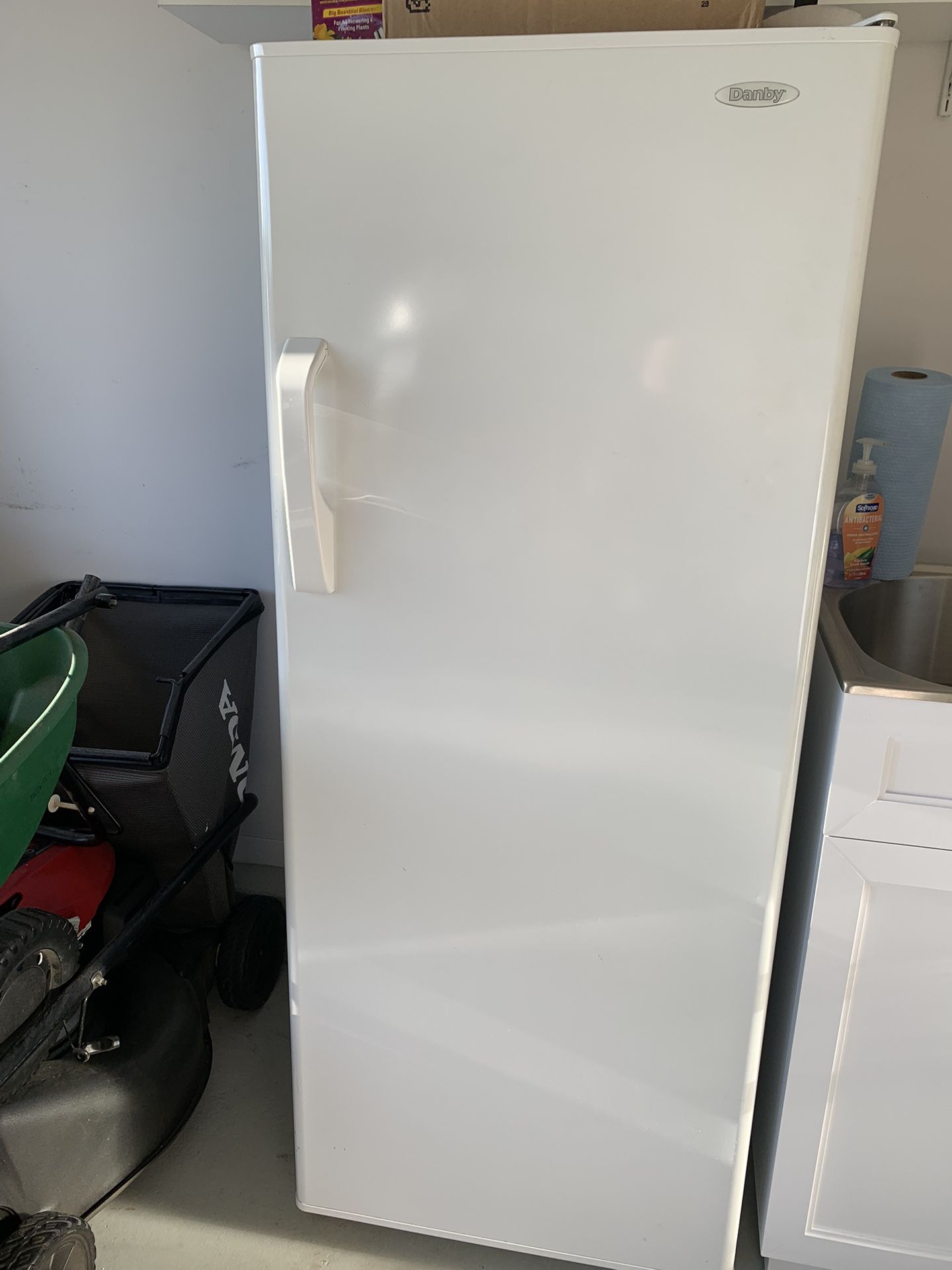 Refrigerator/Freezer For Sale