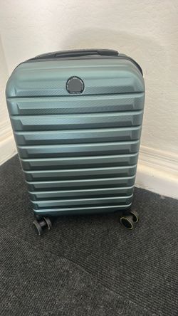 -DELSEY PARIS Carry-on Only Hardside Expandable Spinner Luggage