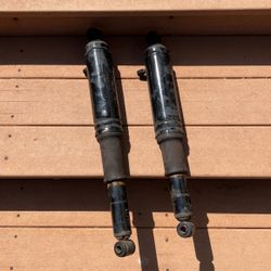 Monro Air Shocks For Chevy Truck Or Suburban 