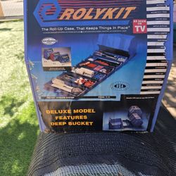  tools in this storage unit 