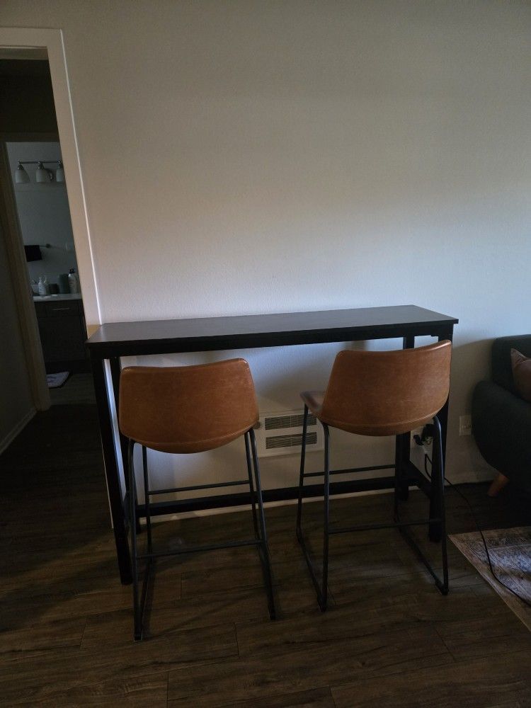 Dinning Table w/ Chairs - Bar Table w/ Bar Chairs