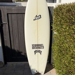 6’ lost mayhem surfboard