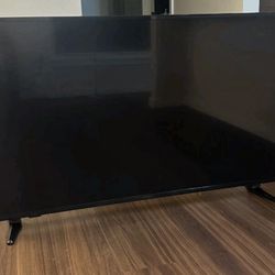 Insignia 55 Inch HD TV 