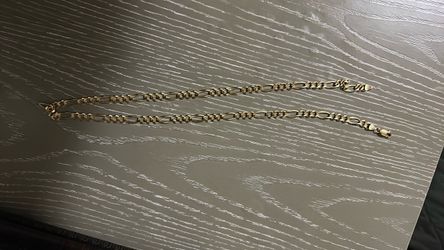 Cadena de 14 k solido muy bonita 26 pulgadas 1/2 de 30 gramos de peso