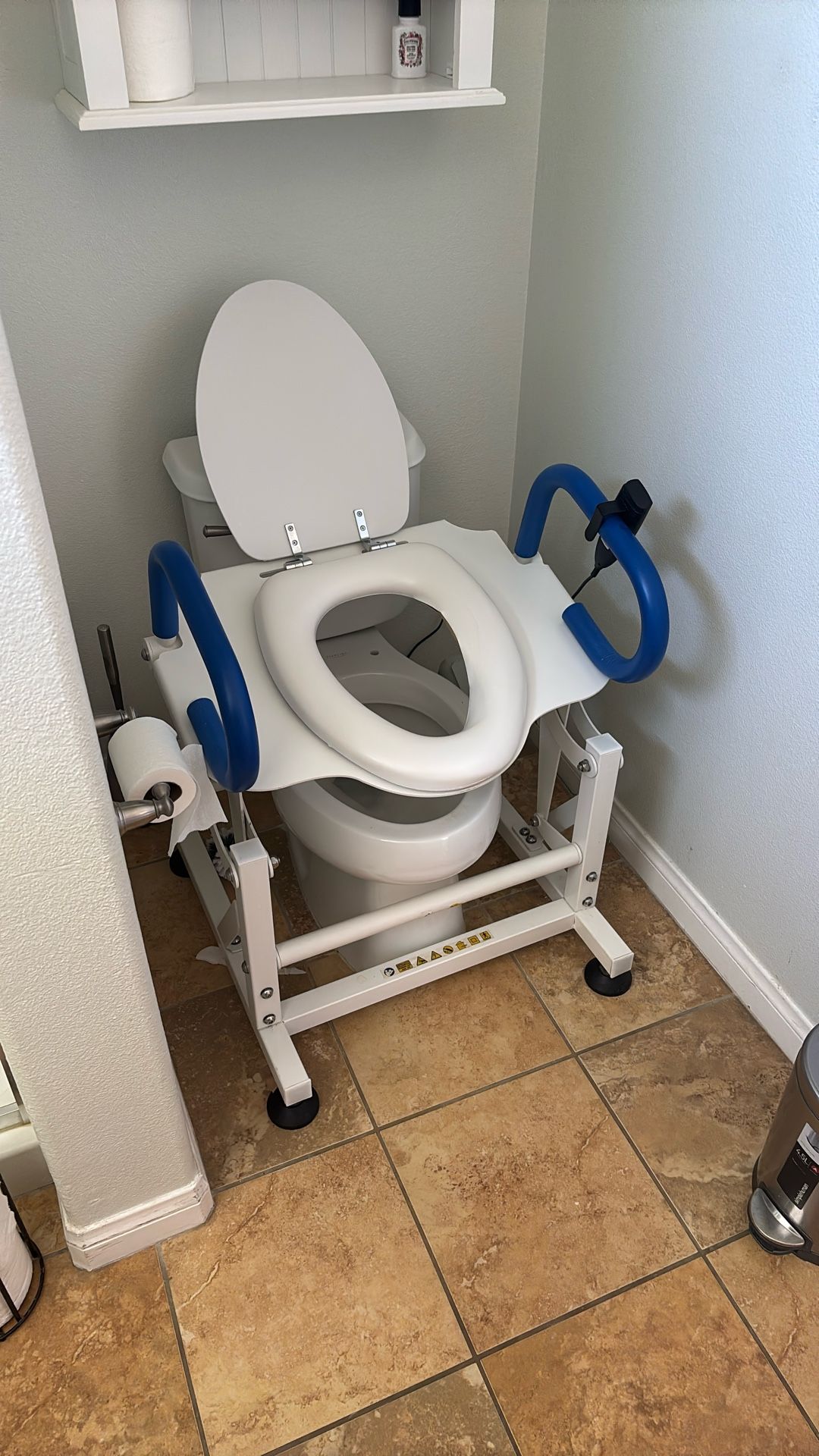 Electric Toilet Seat Lift For Elderly Or Handicap