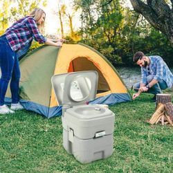 Portable Camping Toilet with Flush Pump