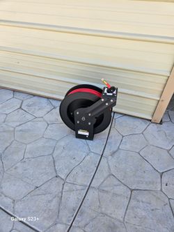 Air hose reel new 50 ft
