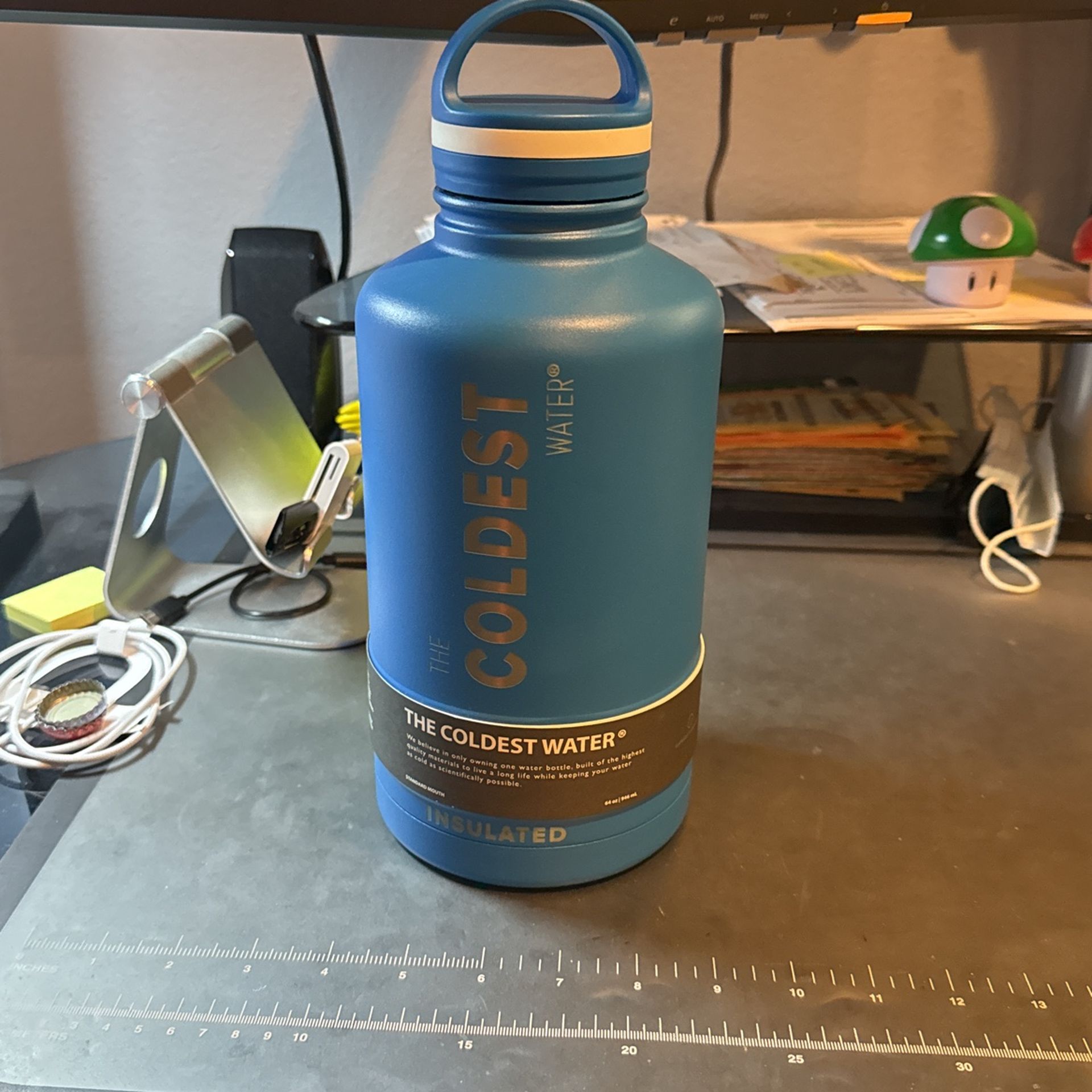 Coldest Water 64 Ounce Blue Water Bottle
