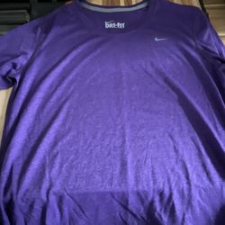 Women’s Nike Long-sleeve T-shirt