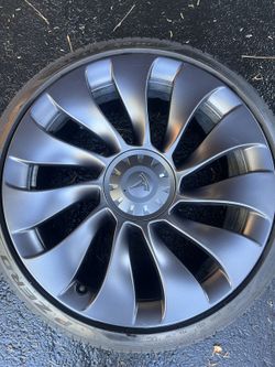 Tesla OEM 20" Model 3 Wheels + Pirelli P Zero PZ4 Tires — Set of 4