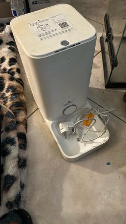 Dog Food Dispenser