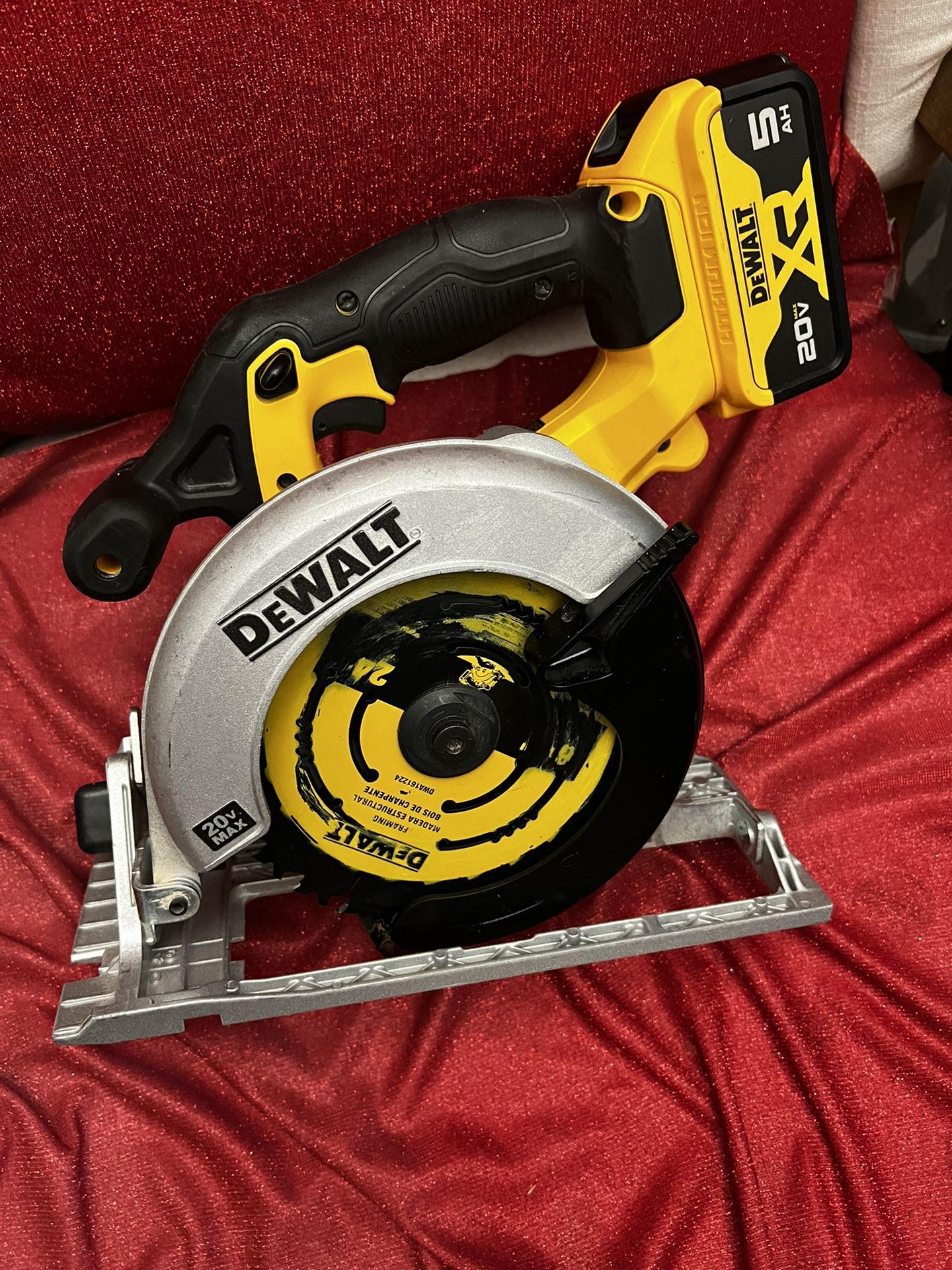 Dewalt 20volt Y Bateria 5.0 Muy Buenas Condiciones $145